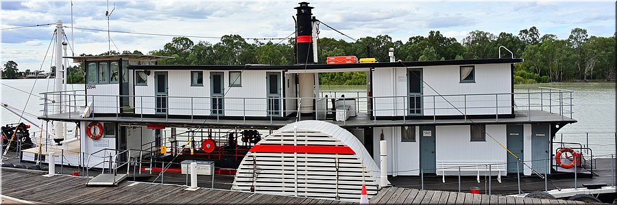 1 mei 2026
Renmark
Murray River
Paddle Steamer 'Industry' (1911)