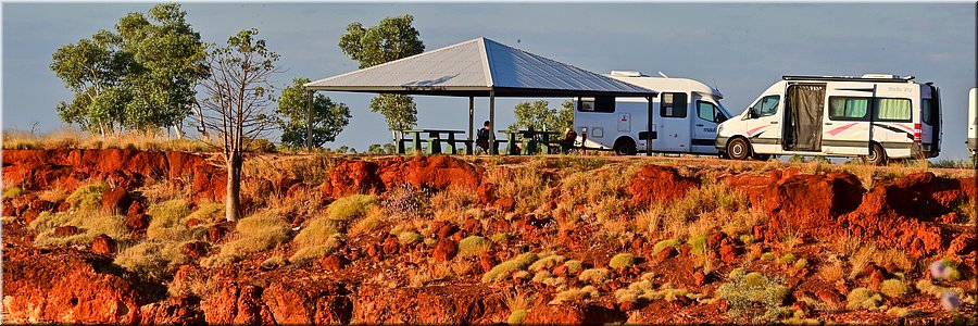 18 augustus 2026
Great Northern Highway
Mueller Ranges
Ngumban Cliff Rest Area