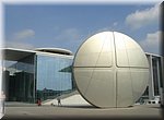 Berlijn 
Reichstag Ufer 
'Walk of Ideas - Milestones in Medicine'