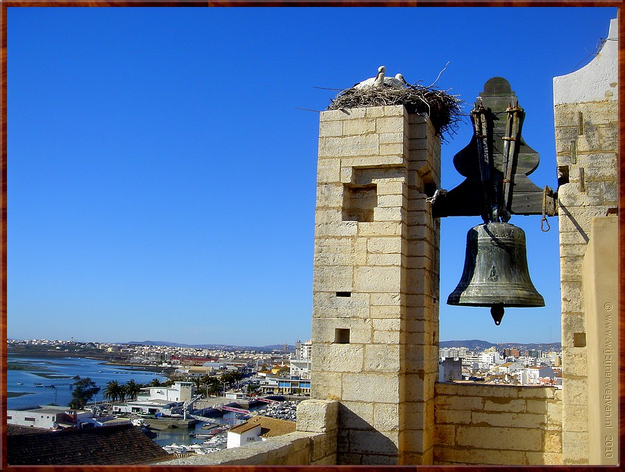 Dak van de Se kathedraal, Faro, Portugal.JPG