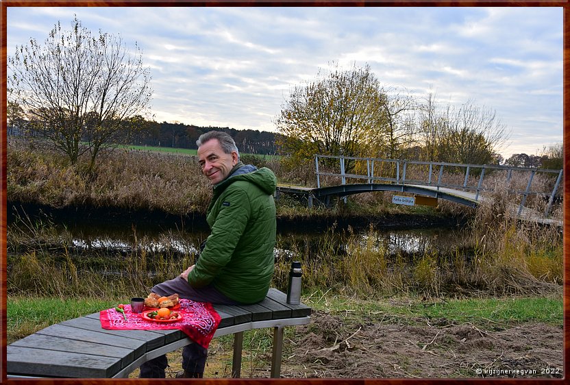 ,  

Langs de rand van Nederland 9
Weert
'Kempen Broek'
Tungelroyse Beek
'Kerke Brkske'        14/34