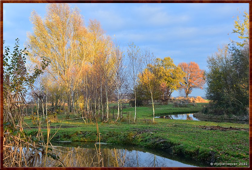 ,  

Langs de rand van Nederland 9
Weert
'Kempen Broek'
Tungelroyse Beek        24/34