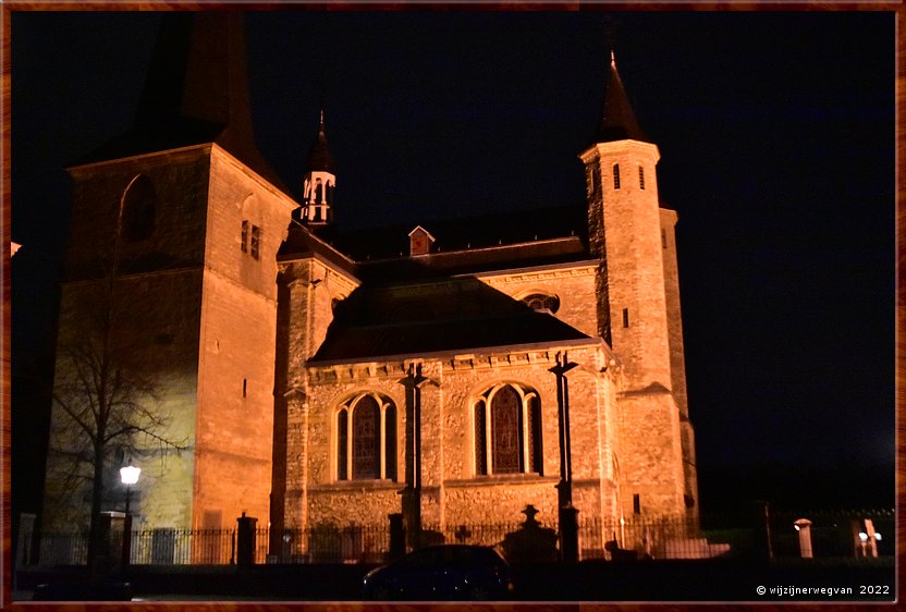 ,  

Rondje Nederland 13
Geulle aan de Maas
Geulderlei
Sint Martinuskerk        28/29