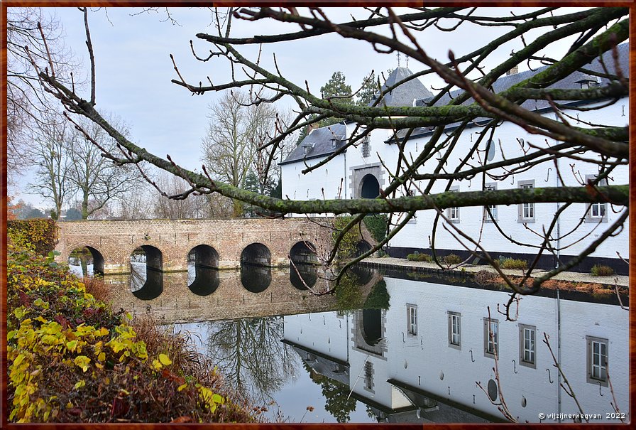 ,  

Rondje Nederland 14
Geulle aan de Maas
Geulderlei
Kasteel Geulle        3/48