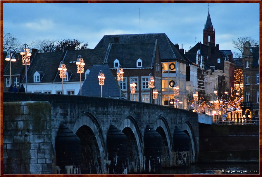 ,  

Rondje Nederland 14
SIint Servaasbrug
Maastricht        42/48