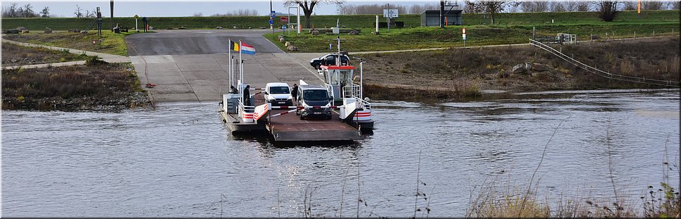 zo 13-12-2020 Langs de rand van Nederland 13 - Schipperskerk > Geulle aan de Maas - Heen en weer - 17,5 km