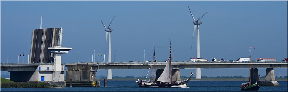 wo 22-9-2021 Langs de rand van Nederland 79 - Swifterbant > Lelystad - Lopen met molentjes - 19,7 km